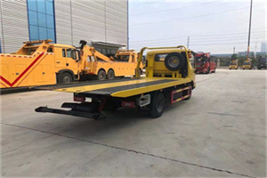 双阳非事故拖车